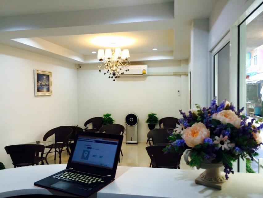 Bann Bunga Inn Bangkok Exterior photo